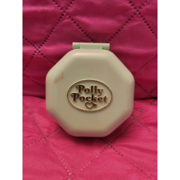 Vintage Polly Pocket Polly's School-Green Compact-1990 Bluebird - Picture 2 of 3